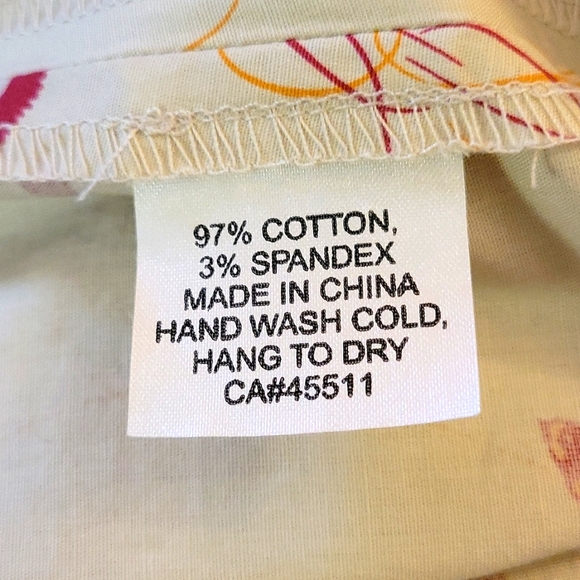 Retro Style Skirt with Red Birds and Bombs Size S/M - Picture 5 of 8